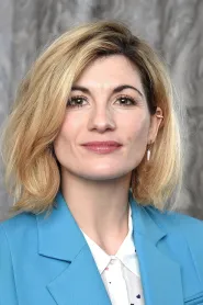 Jodie Whittaker as Tilly Shaw in O singură zi