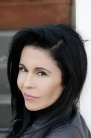 María Conchita Alonso as Amber Mendez in Justiţia viitorului