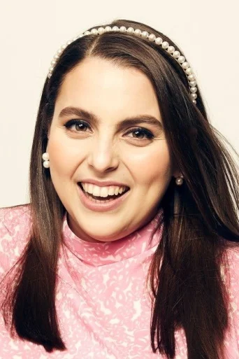 Beanie Feldstein - Acting Profile Photo